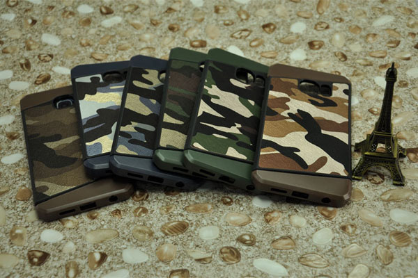 Camouflage and invisible credit card slot case 
